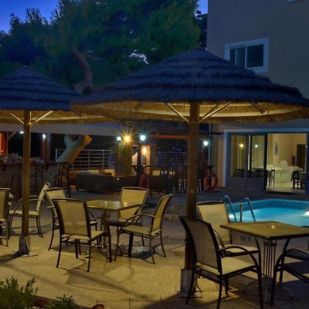 Hotel Magda Agia Marina  Exteriér fotografie