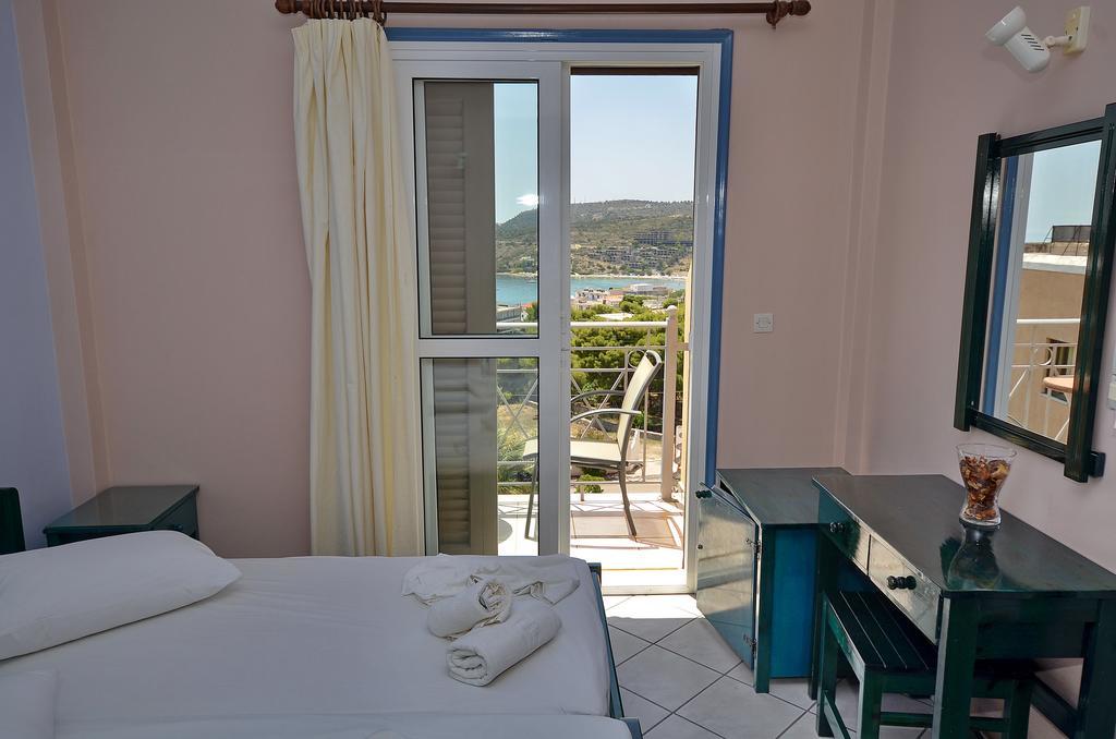 Hotel Magda Agia Marina  Exteriér fotografie